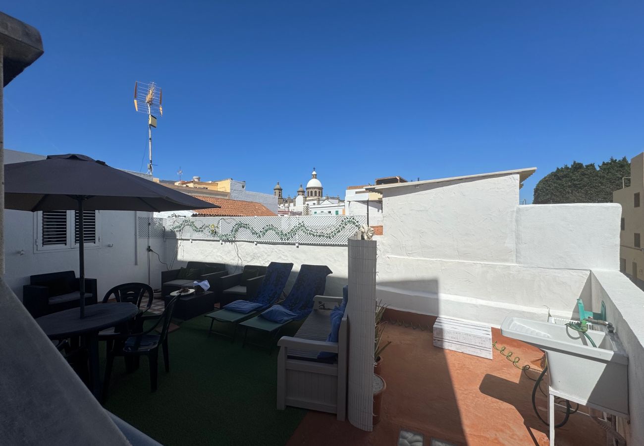 Casa en Agüimes - Casa en Agüimes con terraza, barbacoa y aire acondicionado