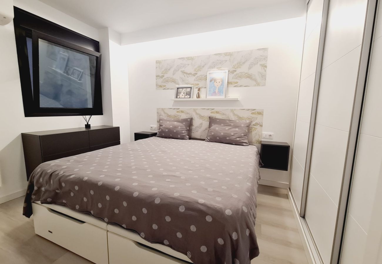 Apartamento en Las Palmas de Gran Canaria - Apto Moderno y acogedor con terraza y vistas