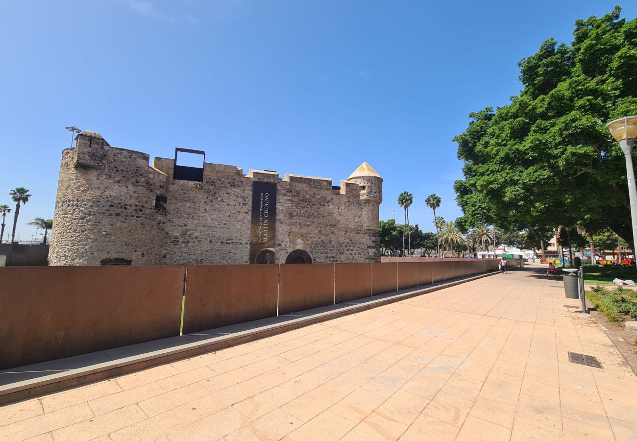 Apartamento en Las Palmas de Gran Canaria - Apto Moderno y acogedor con terraza y vistas