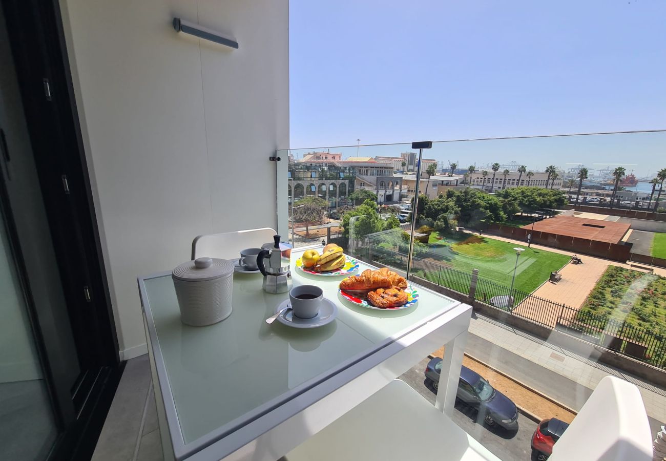 Apartamento en Las Palmas de Gran Canaria - Apto Moderno y acogedor con terraza y vistas