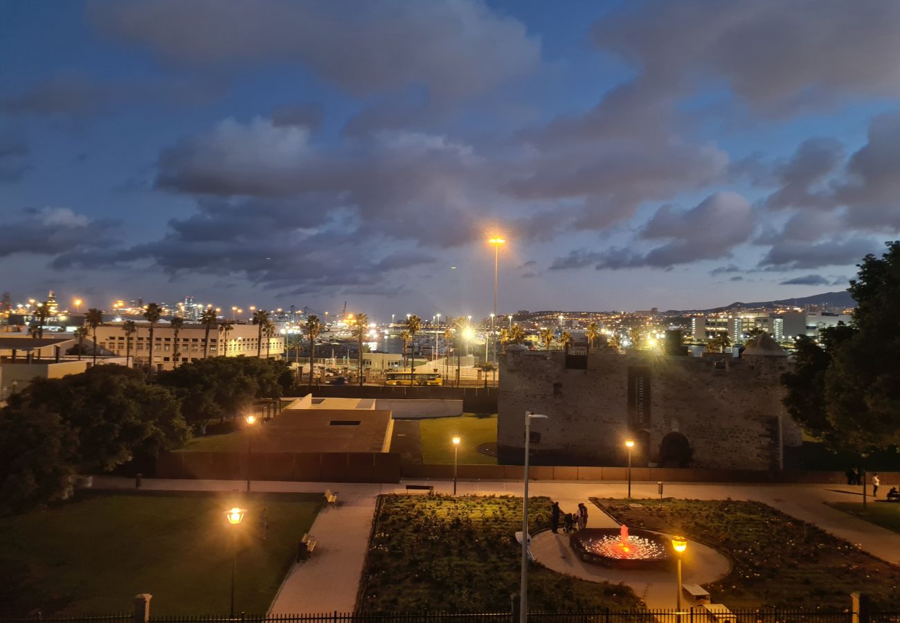 Apartamento en Las Palmas de Gran Canaria - Apto Moderno y acogedor con terraza y vistas