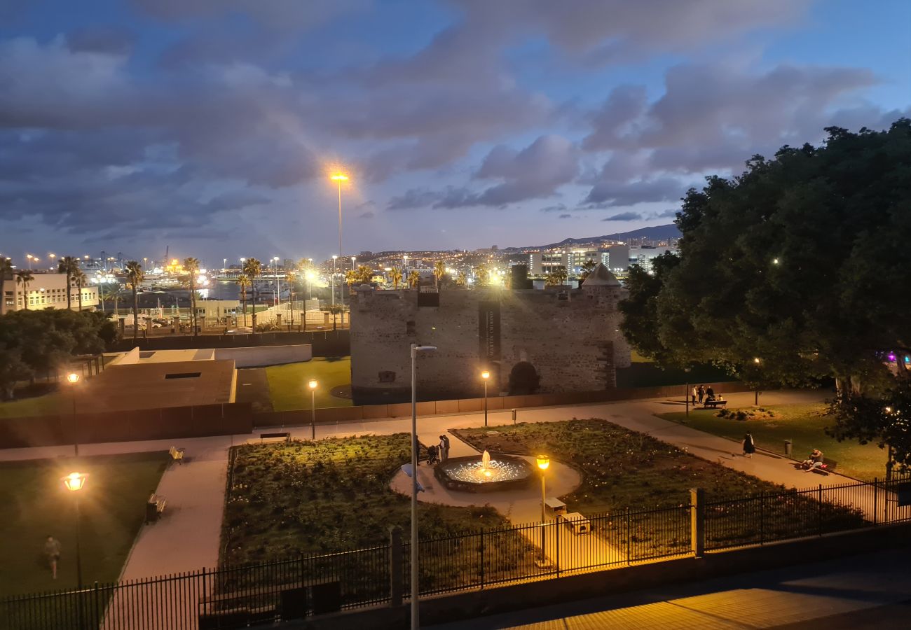 Apartamento en Las Palmas de Gran Canaria - Apto Moderno y acogedor con terraza y vistas