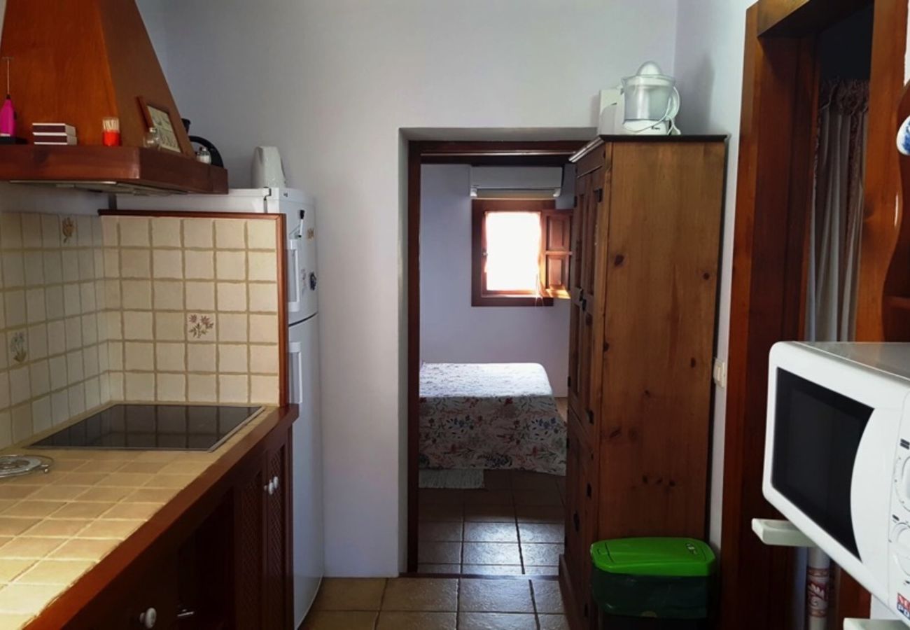 Casa rural en Santa María de Guía - Casa Rural 2 HAB para hacer senderismo, desconectar con 2 terrazas y barbacoa