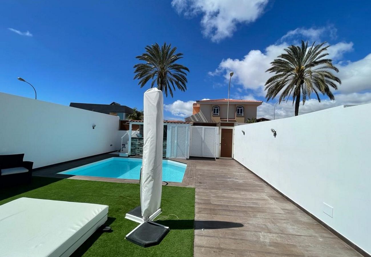 Villa en Maspalomas - VILLA DE LUJO  3HAB | POOL PRIV  | BBQ en Sonnenland