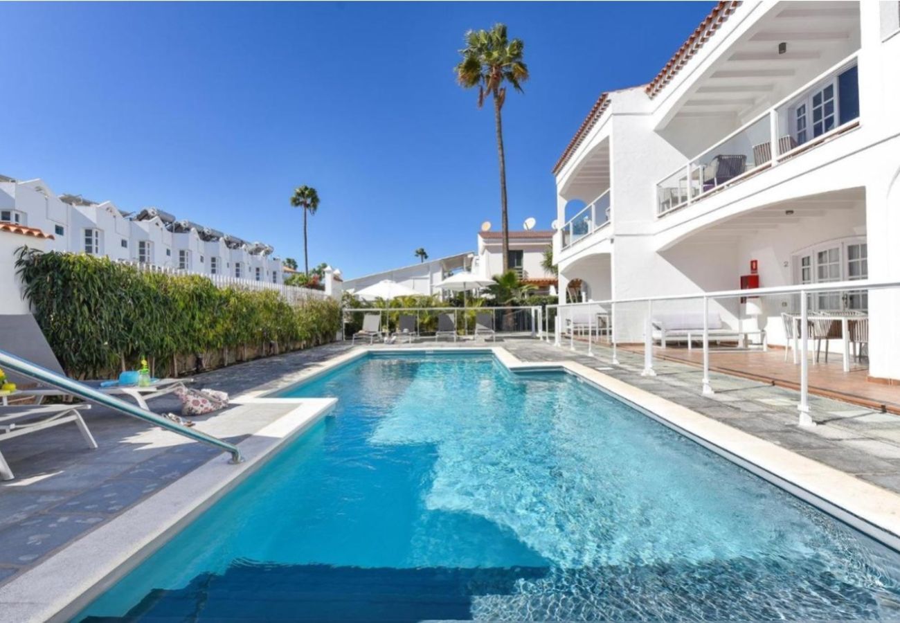 Apartamento en Maspalomas - Apartamento de lujo con piscina y barbacoa