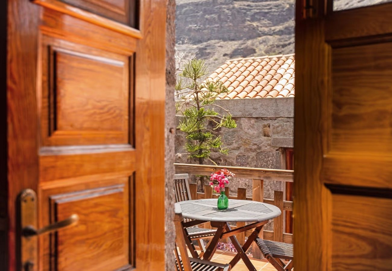 Ferienhaus in San Nicolas de Tolentino - Ländliches Haus mit privatem Pool in Tasarte