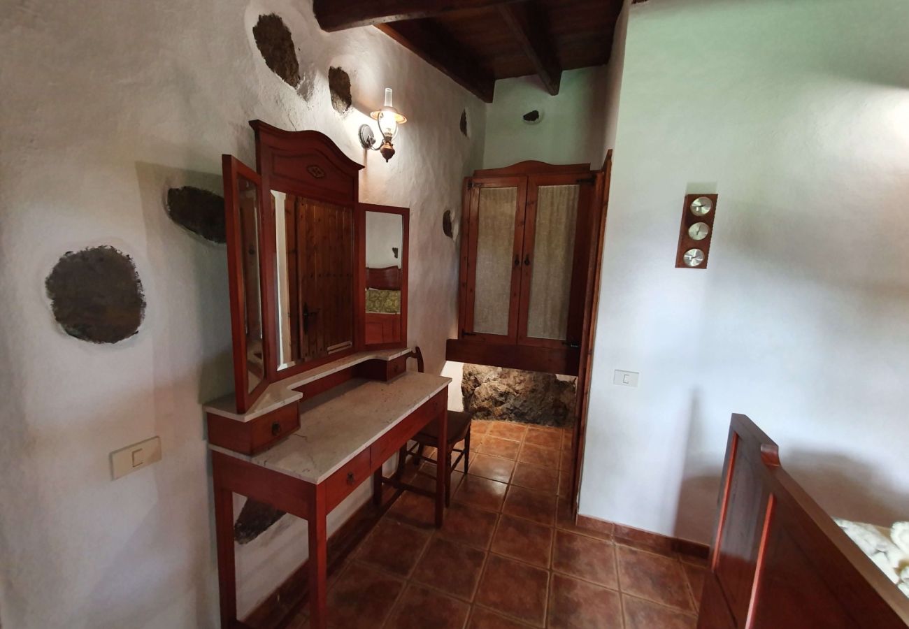 Cottage in Valleseco - Country house in Valleseco 3BHAB with terrace and barbecue