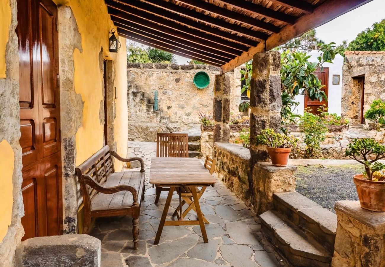 Cottage in Moya - Typical Canarian Country House 2 Bedrooms perfect to disconnect and enjoy in Moya