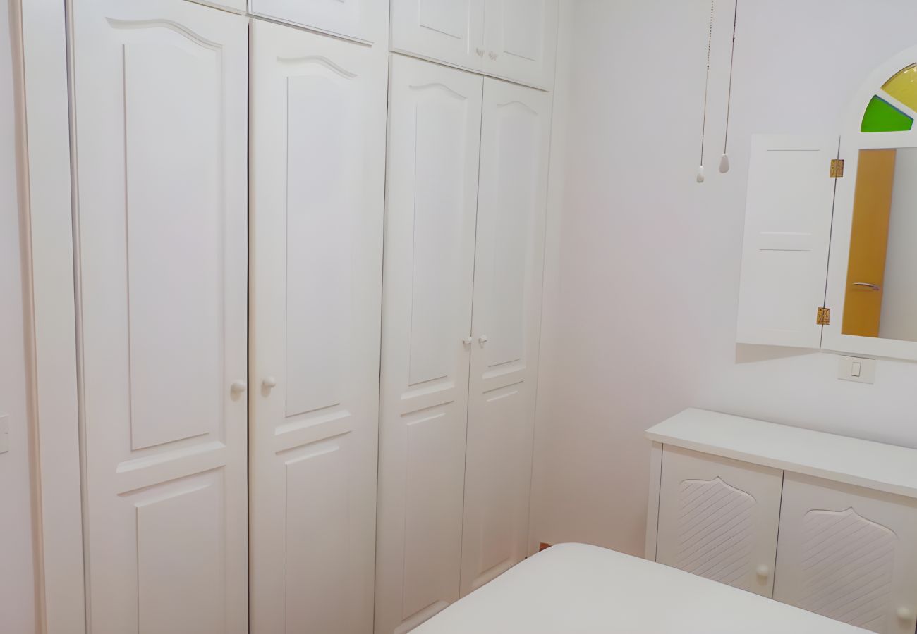 Apartment in San Nicolas de Tolentino - Casillas A