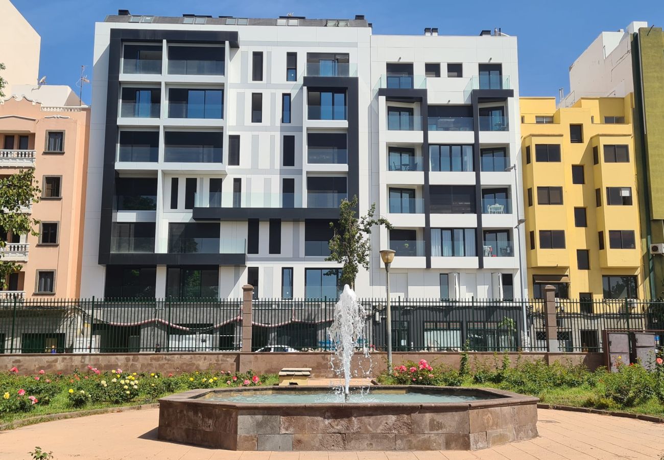 Appartement à Las Palmas de Gran Canaria - Apto Moderno y acogedor con terraza y vistas