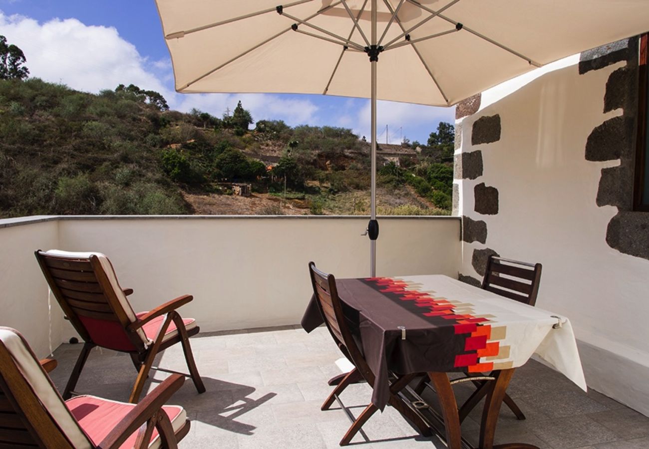 Gîte Rural à Santa María de Guía - Casa Rural 2 HAB para hacer senderismo, desconectar con 2 terrazas y barbacoa